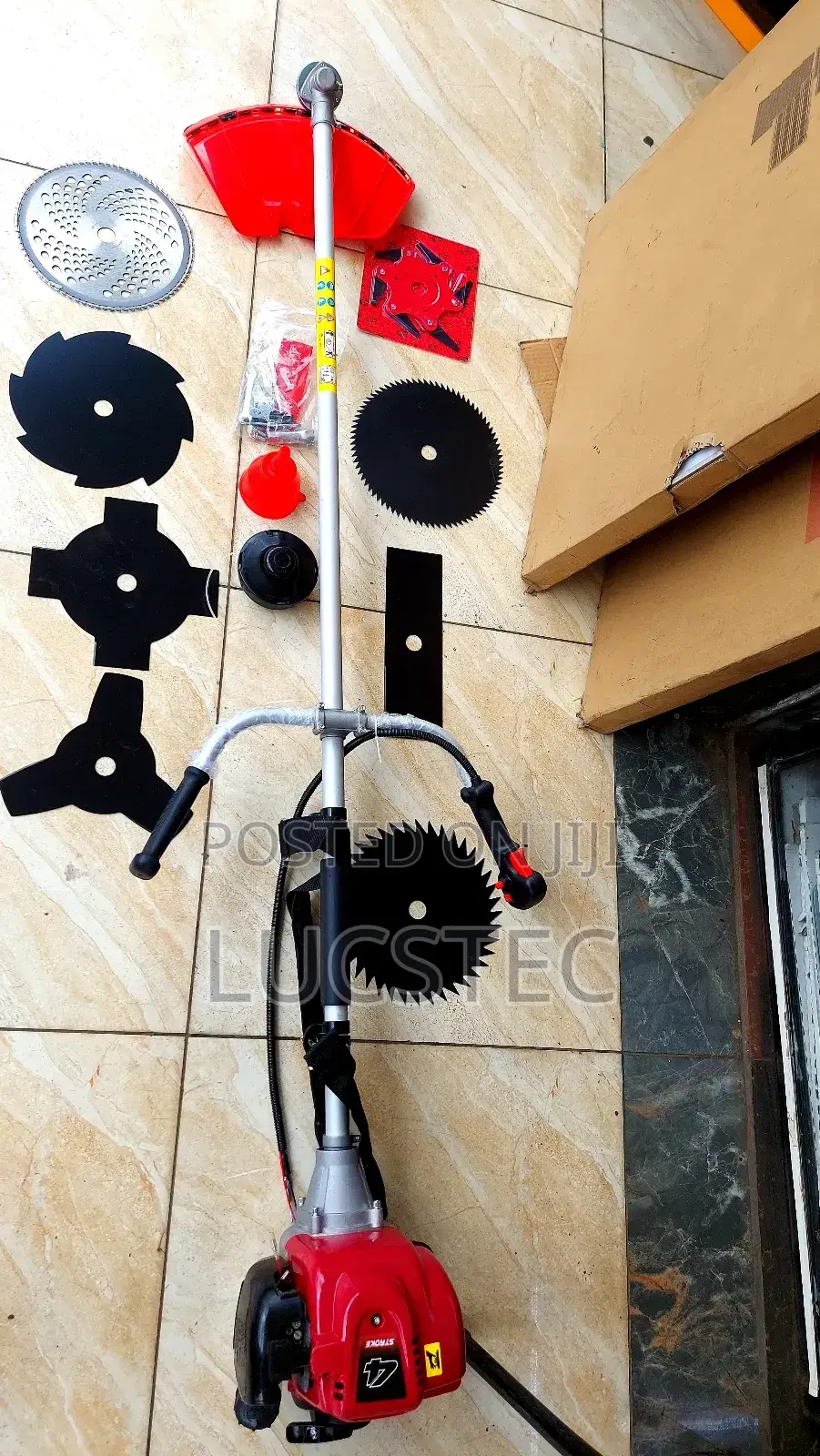 4 Stroke Brush Cutter Lusqi With 9 Blades