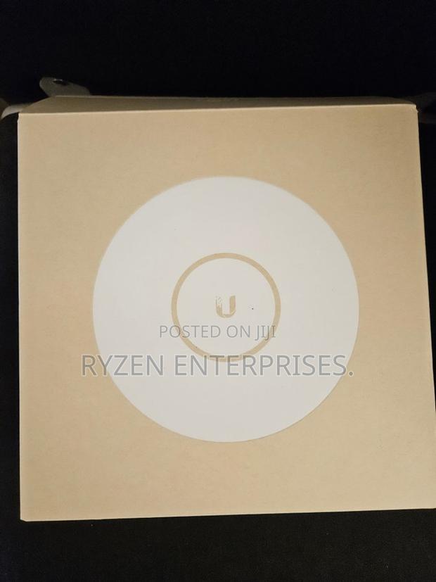 Ubiquiti Networks Unifi 7 Pro | Wifi 7 Access Point - main view