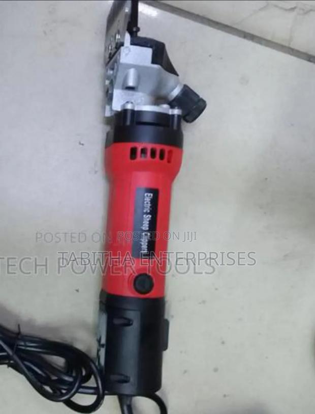 Electric Wool Shaver / Sheep Clippers - main view