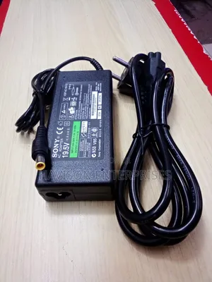 19.5 v 4.7A Adapter
