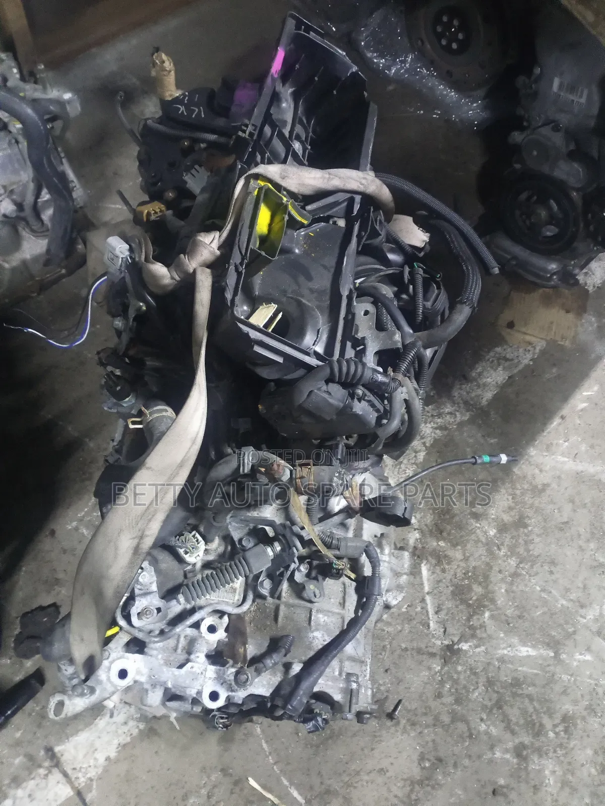 Daihatsu Mirra Complete Engine and Gearbox