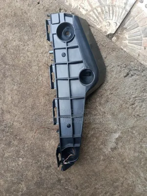 Bumper Slide Toyota Fielder 161 Model 2012