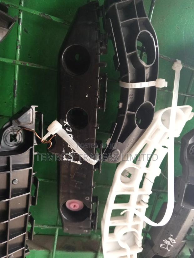 Bumper Slide Toyota Probox New Shape/Bumper Clips