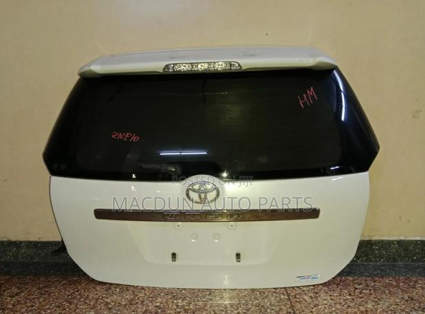 Toyota Wish 2005 Boot/Tailgate