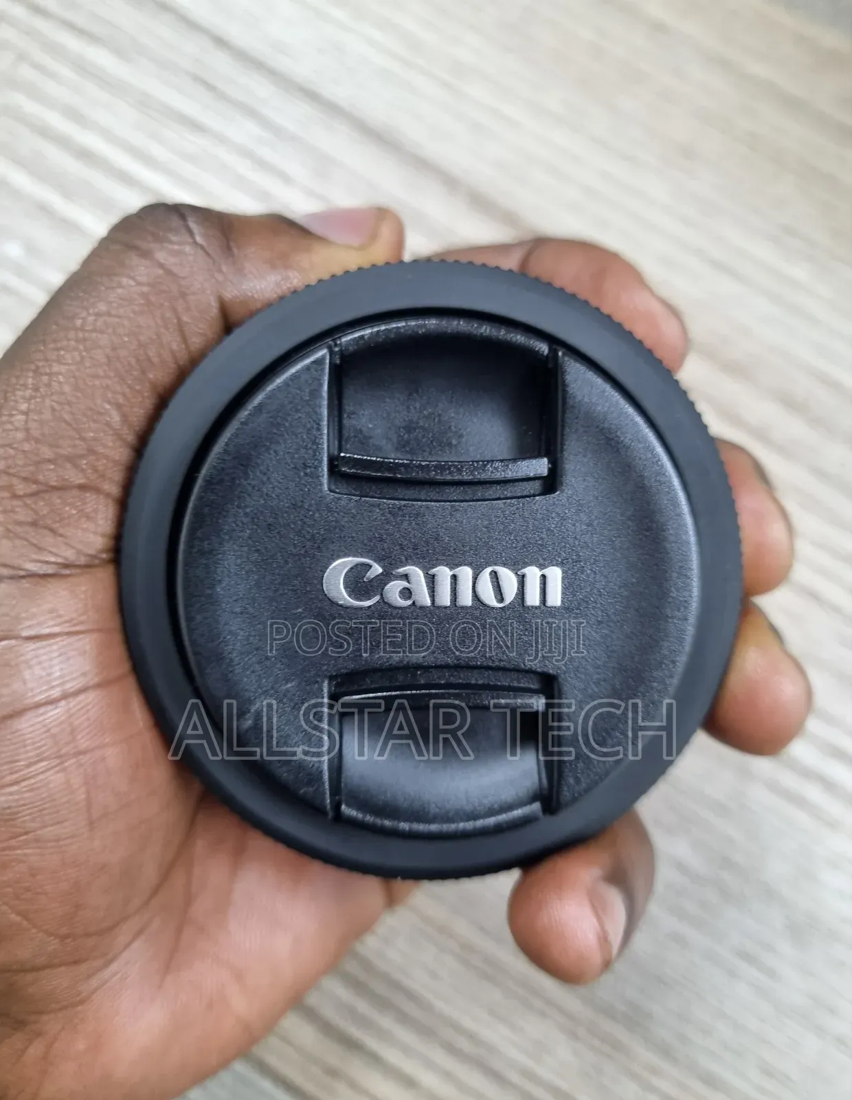 Canon Ef-S 24mm F/2.8 STM
