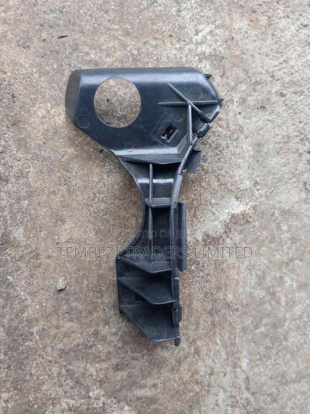 Bumper Slide Toyota Nze/Bumper Holders Toyota Nze