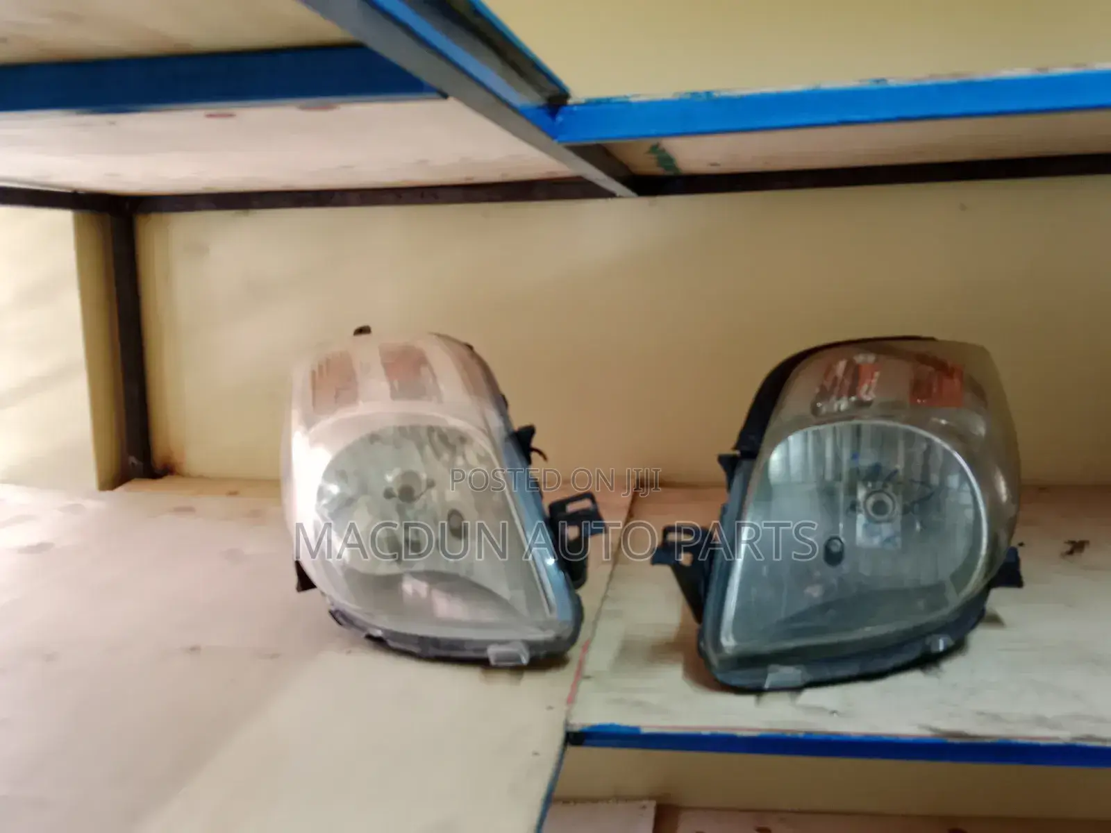 Toyota Vitz 2005 Non Xenon Headlights