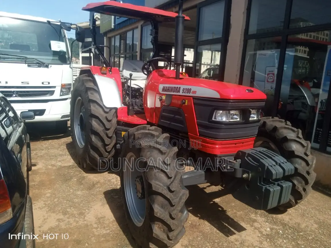 Mahindra 9200