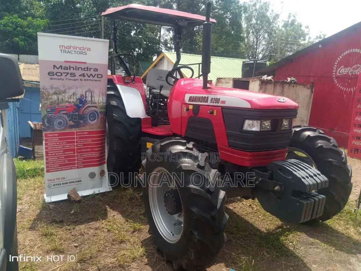 Mahindra 9200