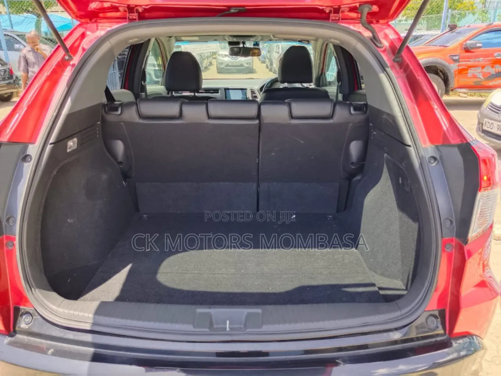 Honda Vezel 2017 Red