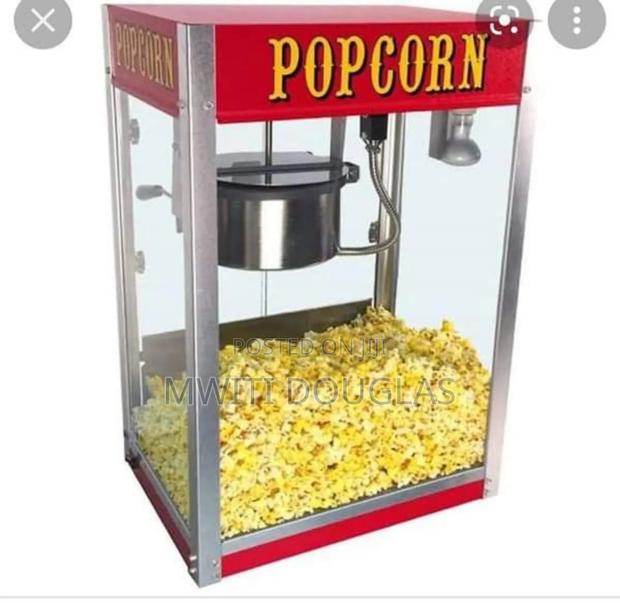 First Class Popcorn Machine - main view