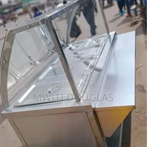 First Class Food Warmer Display