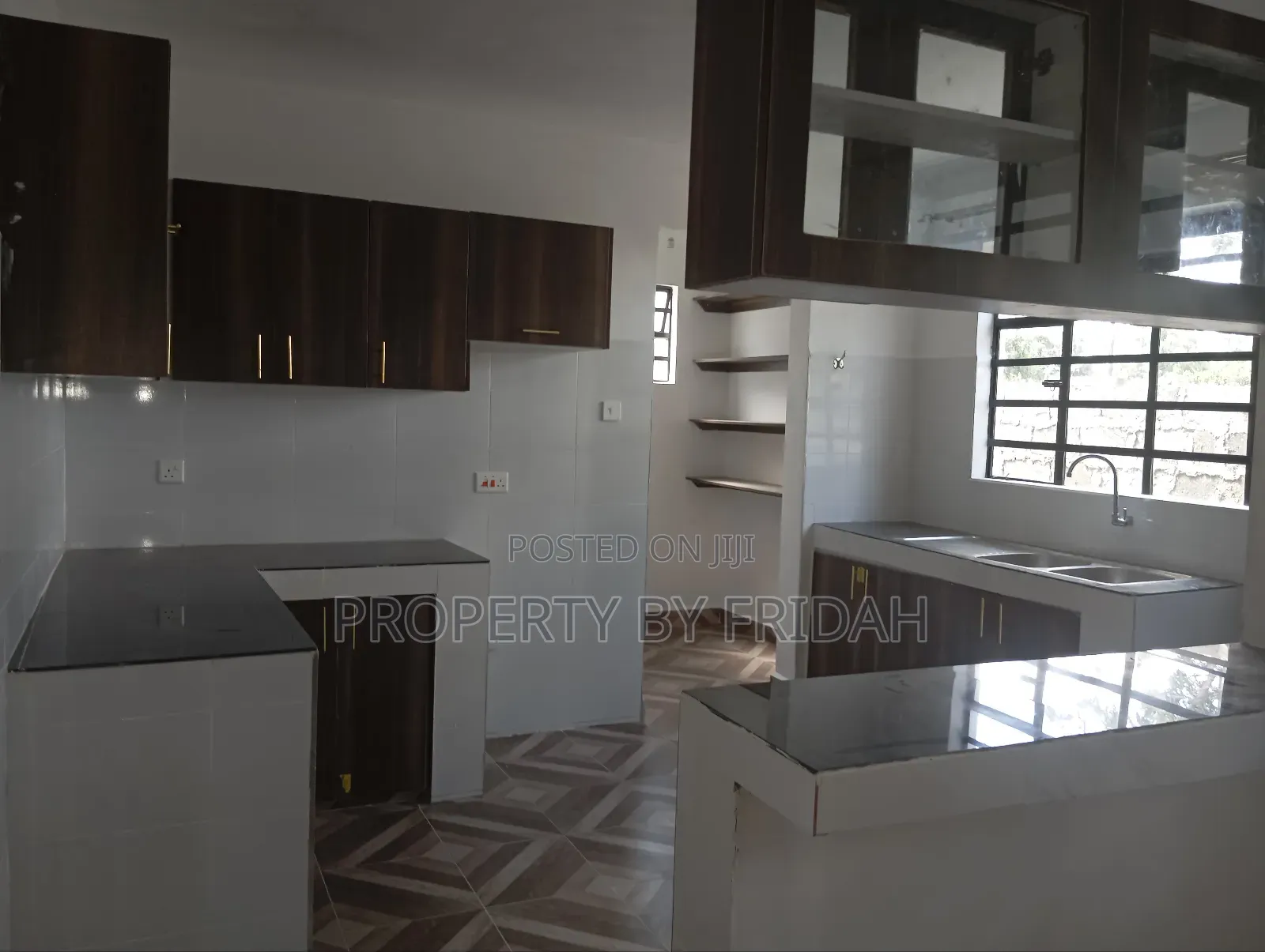 3bdrm Bungalow in Kitengela for sale