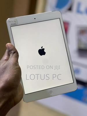 Apple iPad mini 2 16 GB Silver - main view