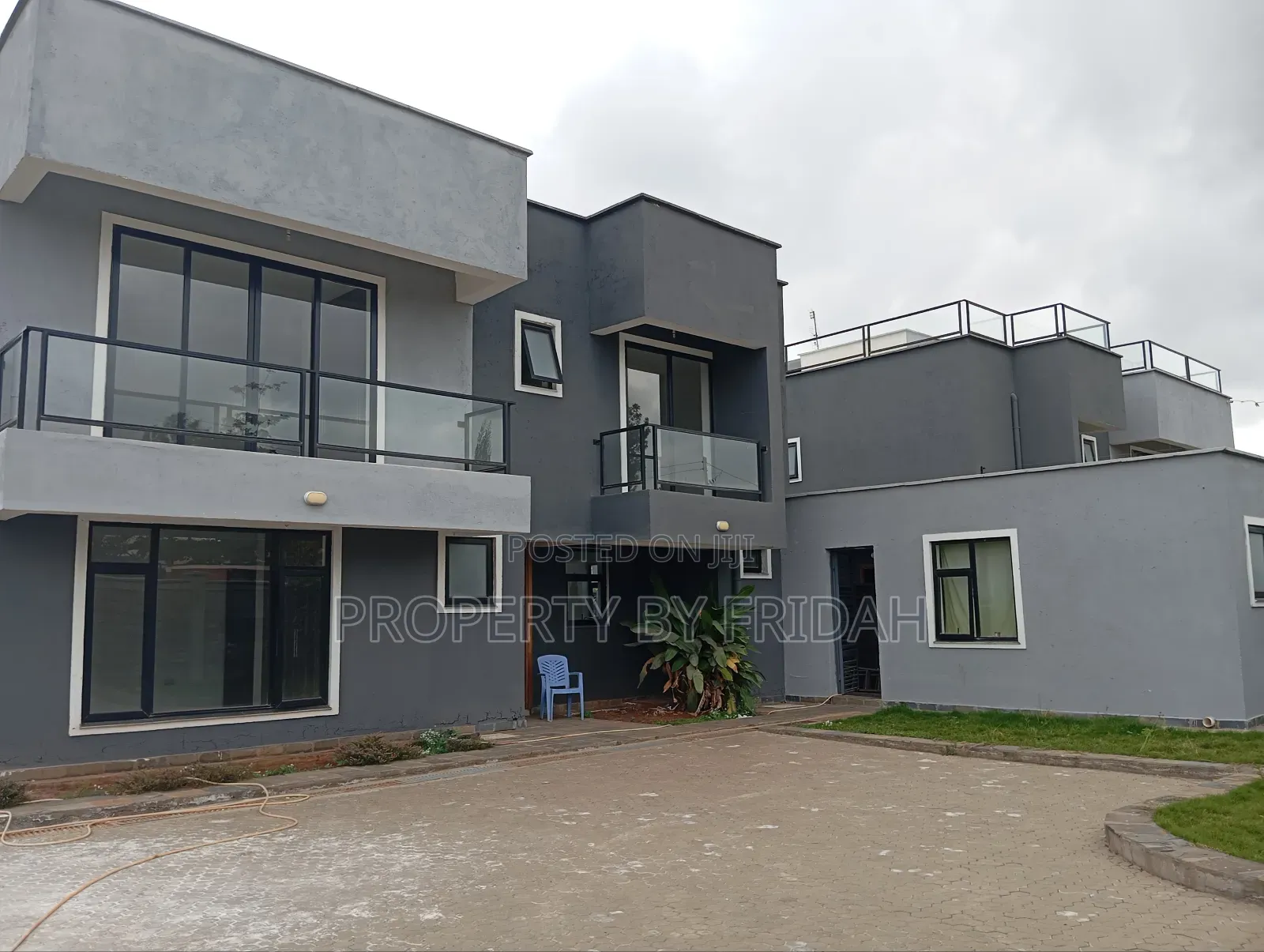 4bdrm Mansion in Kitengela for sale