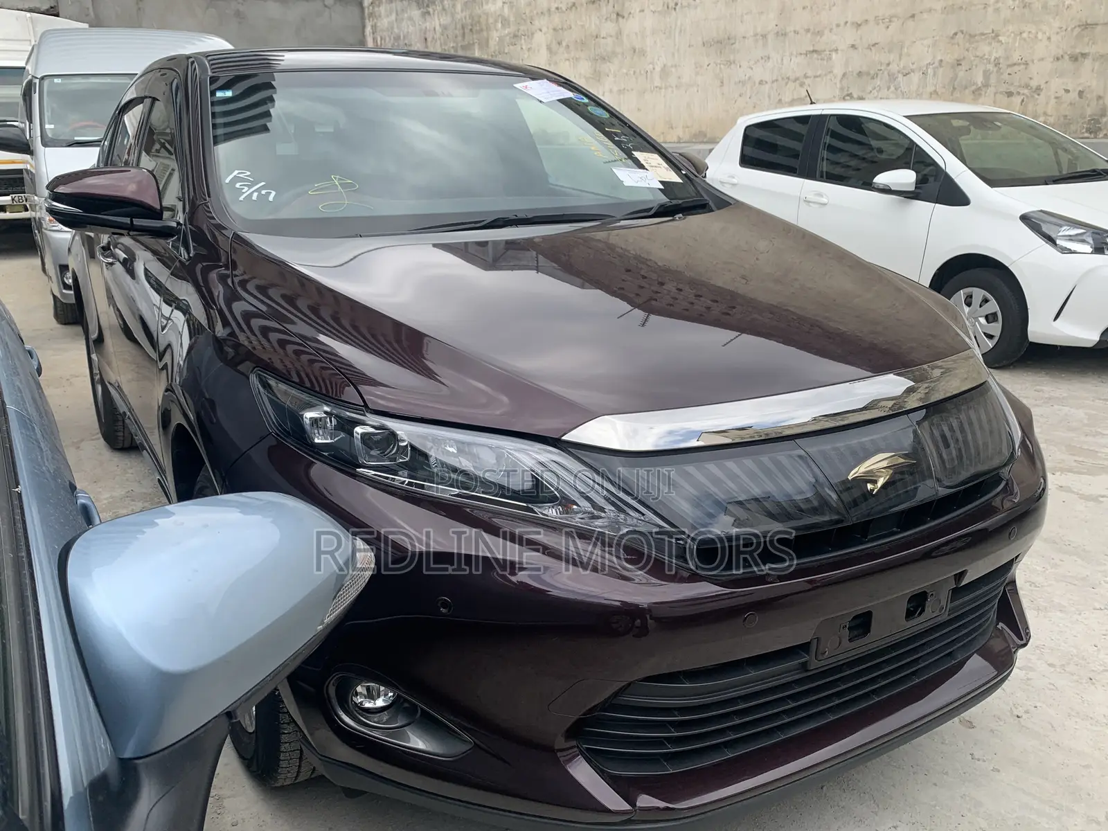 Toyota Harrier 2.0 2017 Brown