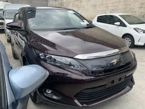 Toyota Harrier 2.0 2017 Brown