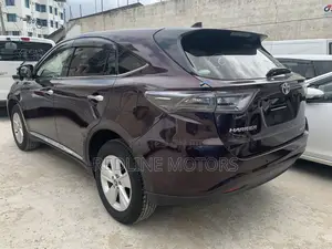 Toyota Harrier 2.0 2017 Brown