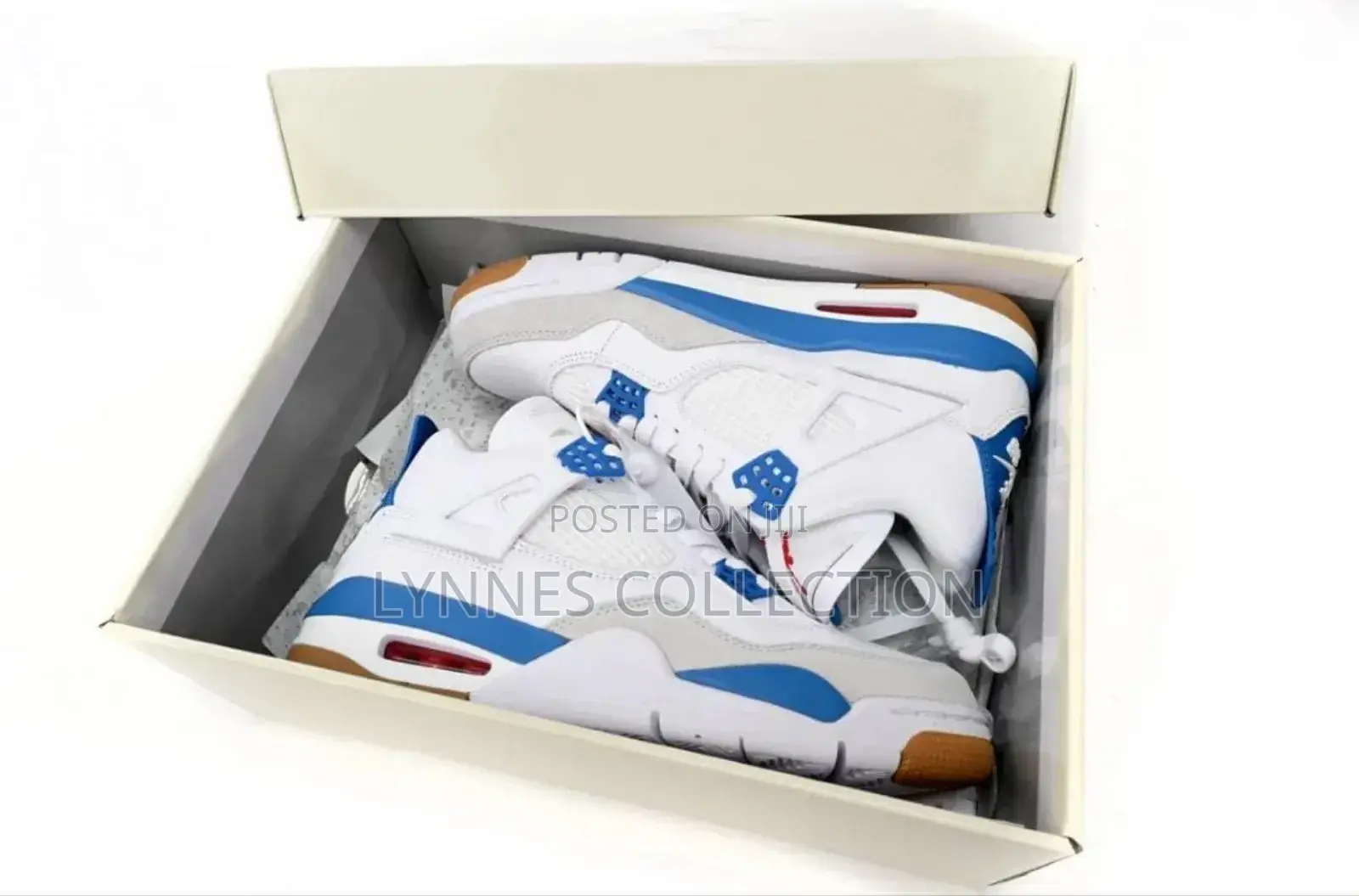 Air Jordan 4 Retro