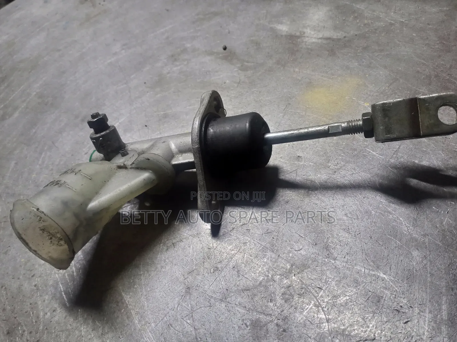 Mitsubishi Outlander Master Cylinder