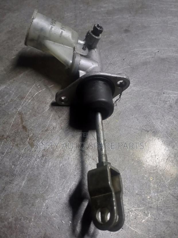 Mitsubishi Outlander Master Cylinder - thumbnail 2