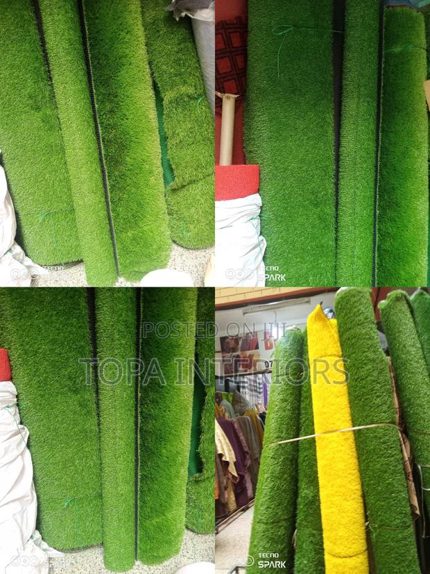 Artificial Green Grass Carpets and Artificial Privacy Fence