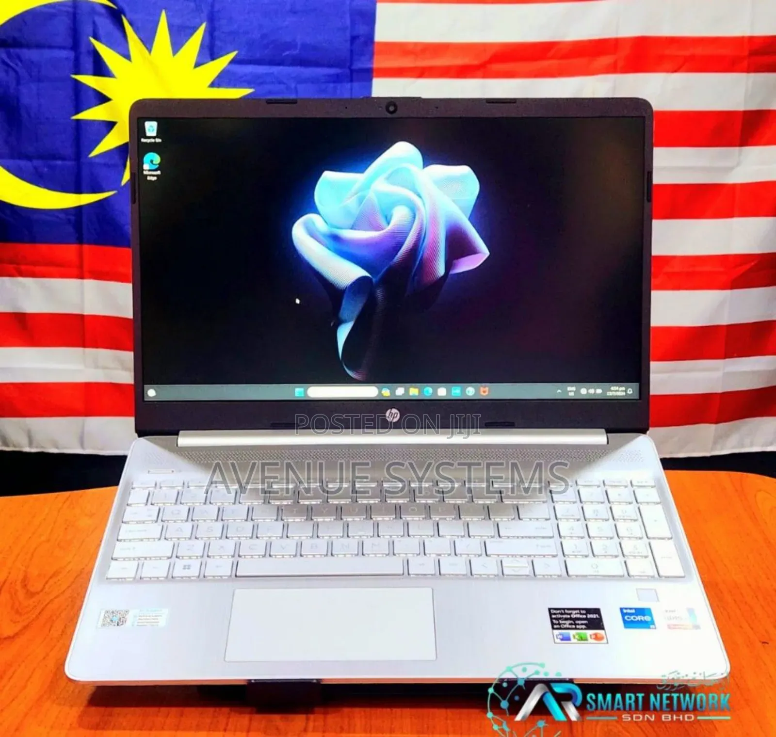 MACBOOKS Laptops Desktops Computer Repair Services