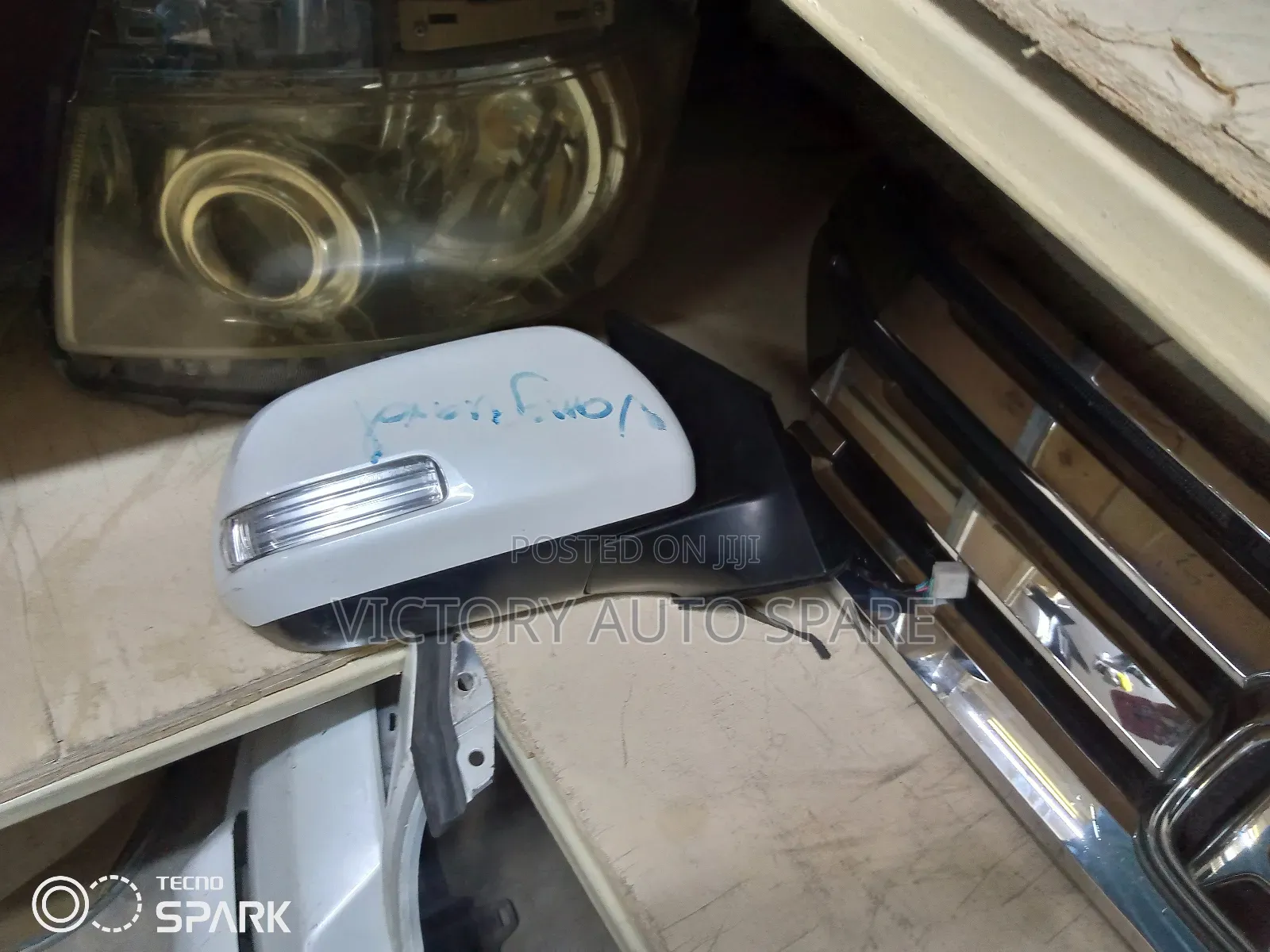 Vanguard Side Mirror 2014/2015# White
