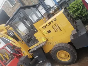 Wheel Loader Machine Diesel Powered WL910