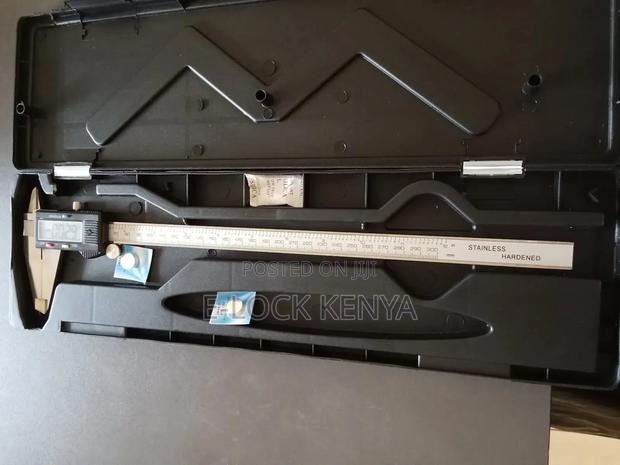 High Performance Digital Caliper - main view