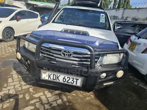 Toyota Hilux 2015 White