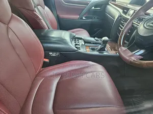 Lexus LX 2018 Black