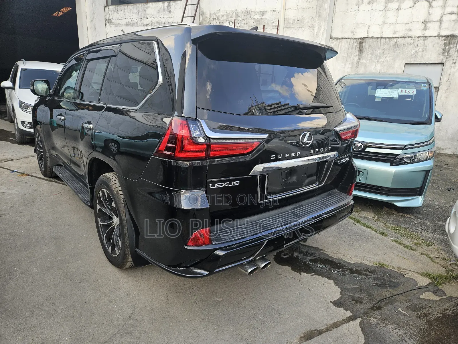 Lexus LX 2018 Black