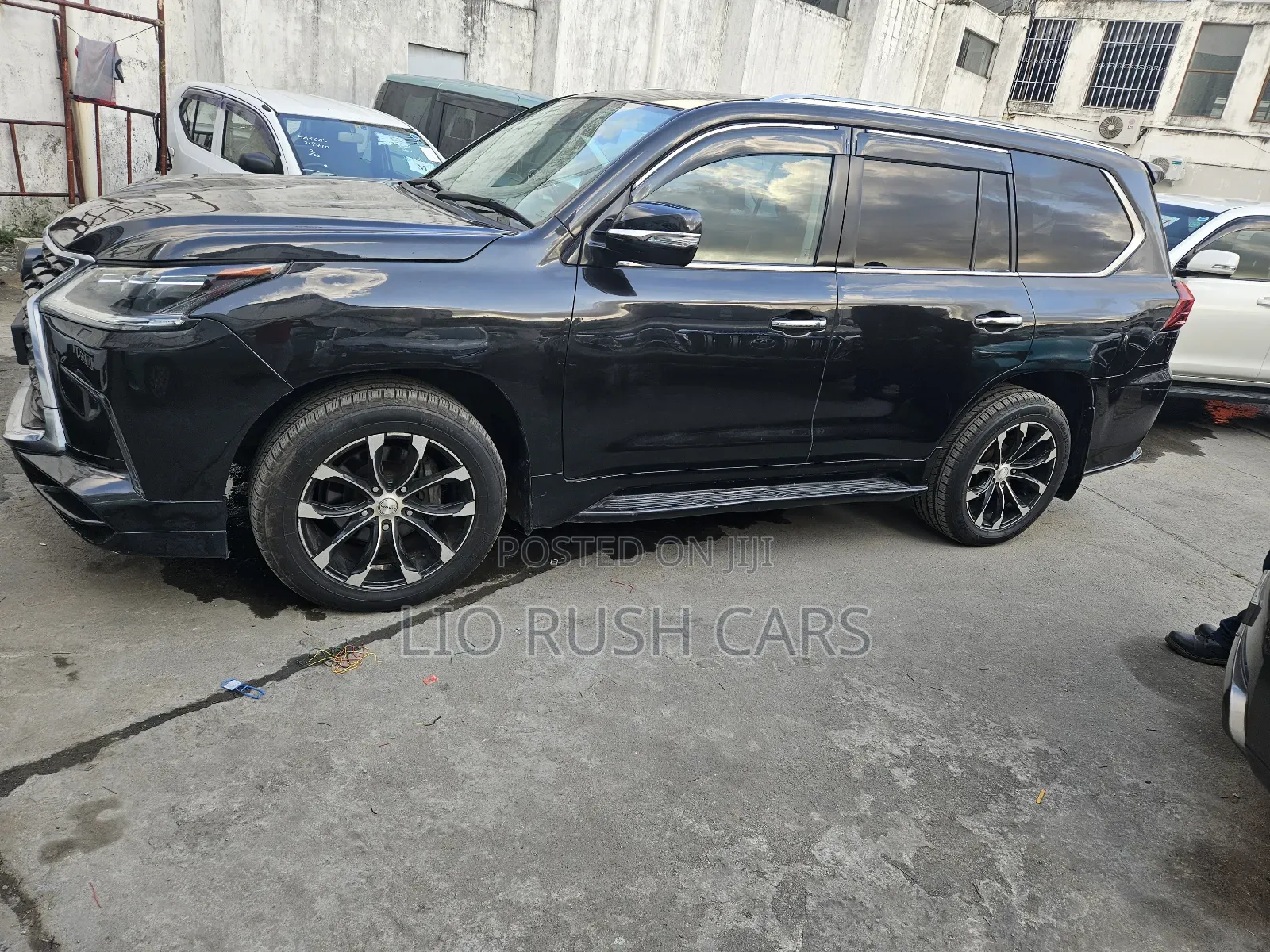 Lexus LX 2018 Black