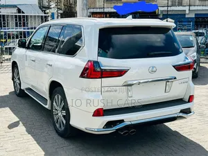 Lexus LX 2018 White