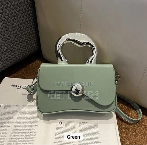 Fashfashion Handbag - main view