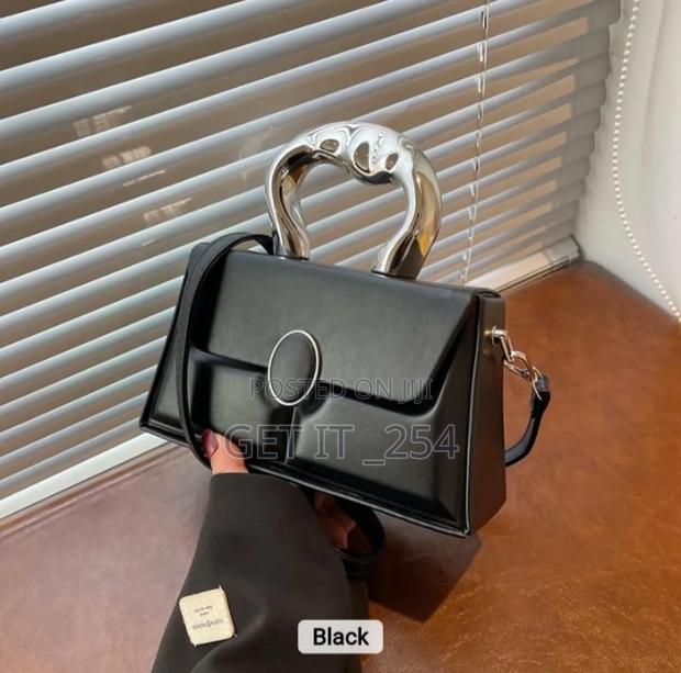 Fashfashion Handbag - thumbnail 4