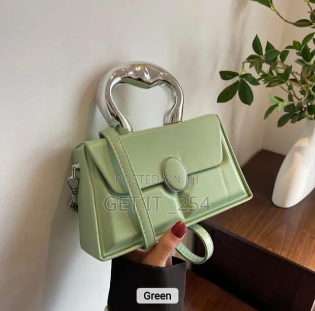 Fashfashion Handbag - thumbnail 7