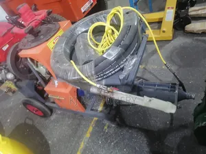Concrete Spraying Machine Heavy Duty for Commercial Purpoes