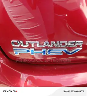 Mitsubishi Outlander 2.0 PHEV AWD 2017 Burgundy