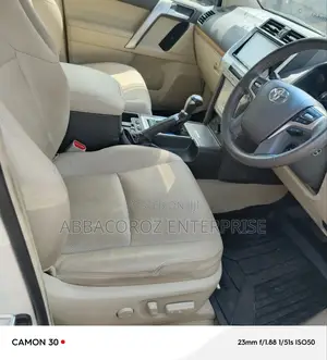 Toyota Land Cruiser Prado 2.7 2017 White
