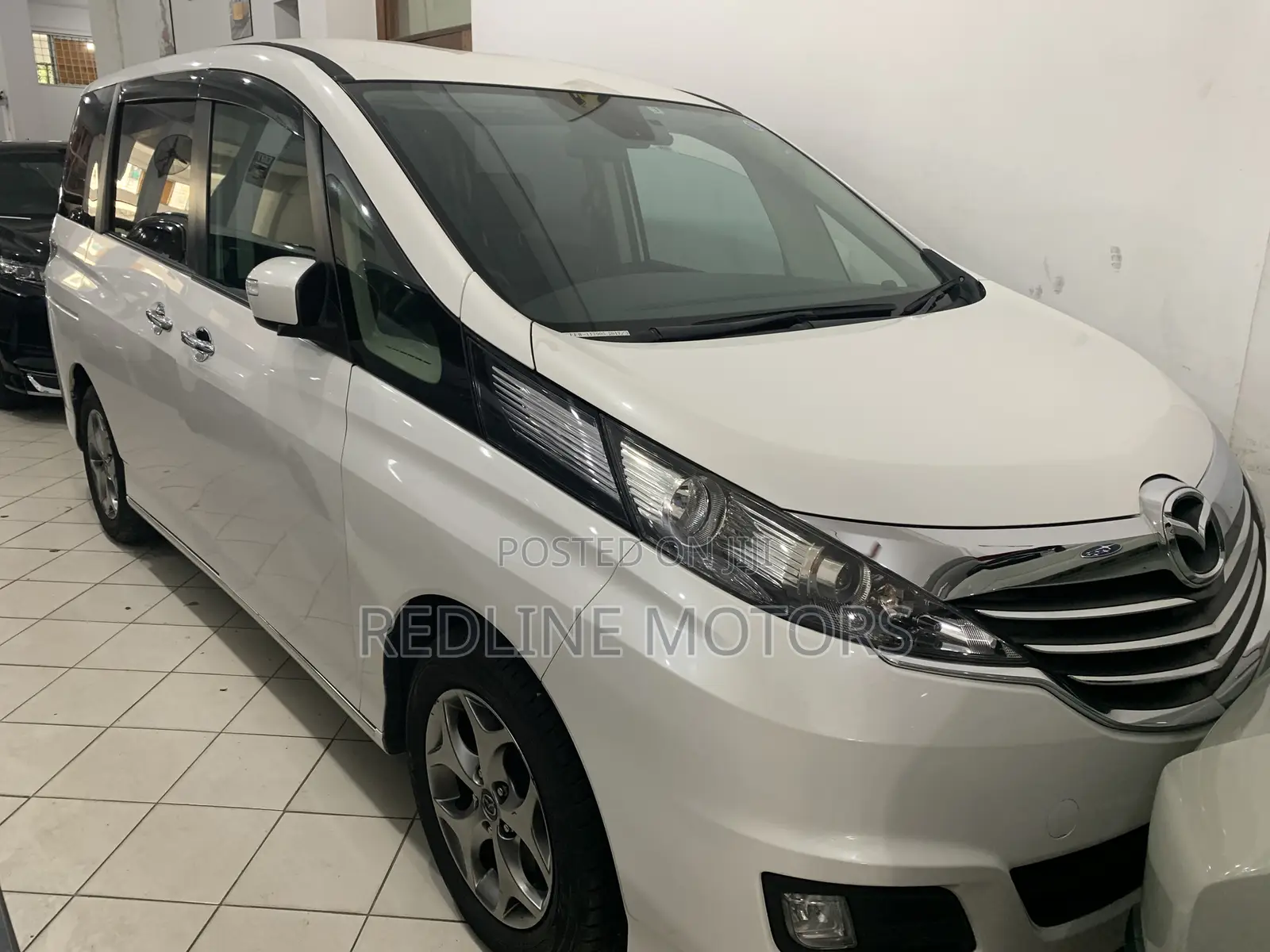 Mazda Biante 2017 Pearl