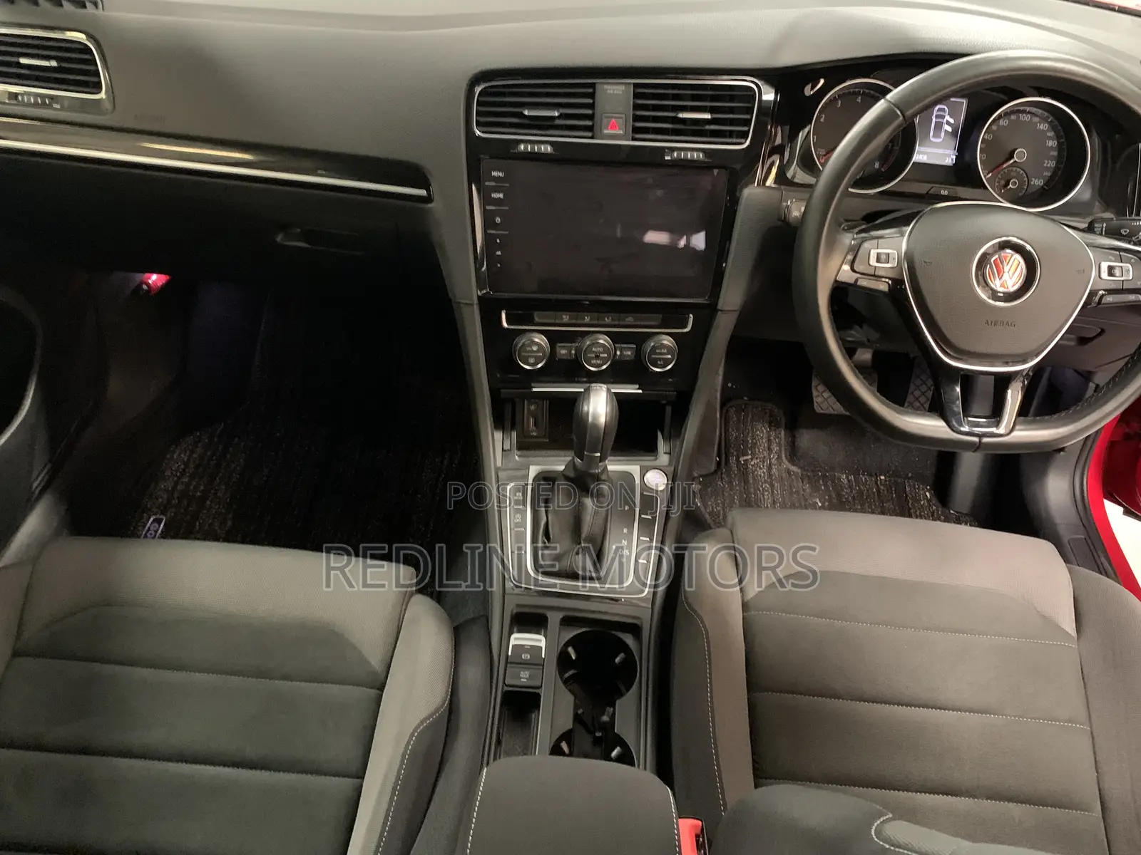 Volkswagen Golf Variant 2017 Red