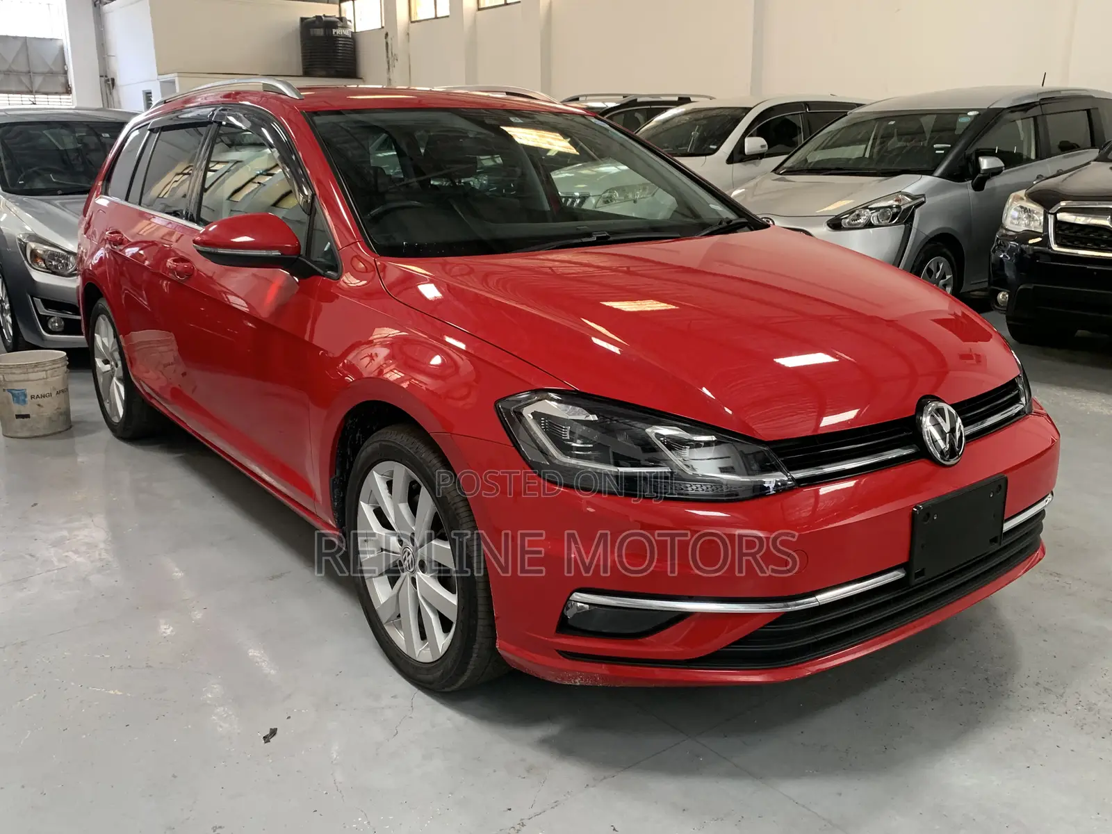 Volkswagen Golf Variant 2017 Red