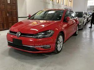 Volkswagen Golf Variant 2017 Red