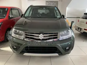 Suzuki Escudo 2017 Green