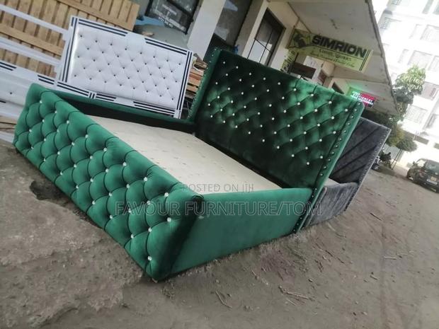 Tufted Chesterfield Beds 5x6 - thumbnail 12