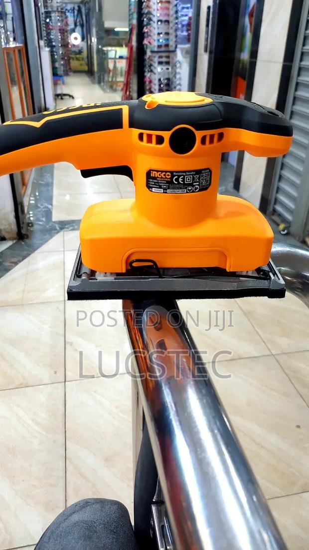 Ingco 320w Finishing Sander