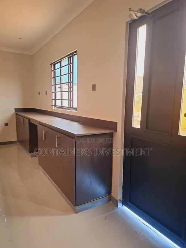 Container Offices- Fully Fitted - thumbnail 4