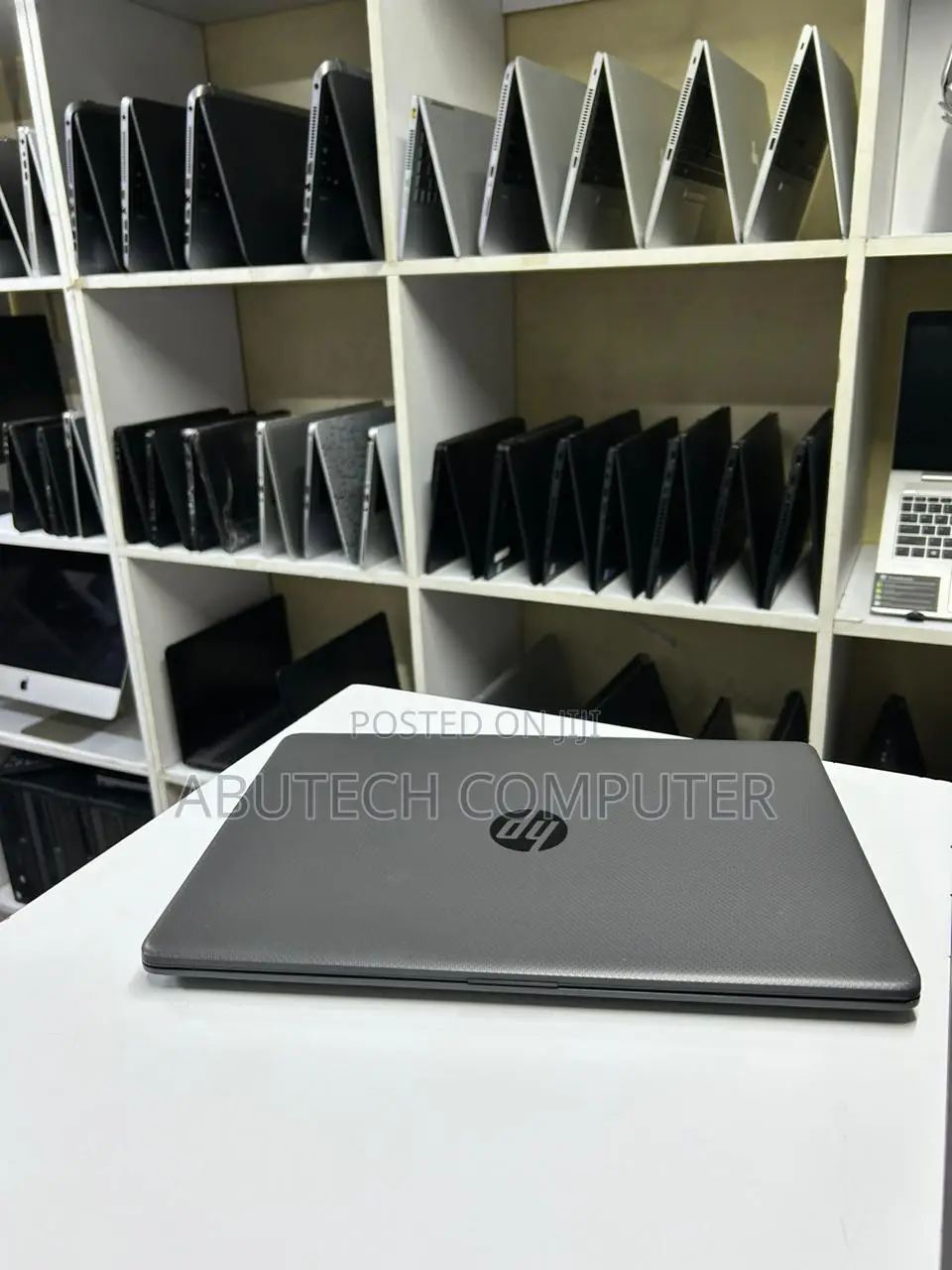 Laptop HP 250 G8 8GB Intel Core I5 HDD 1T